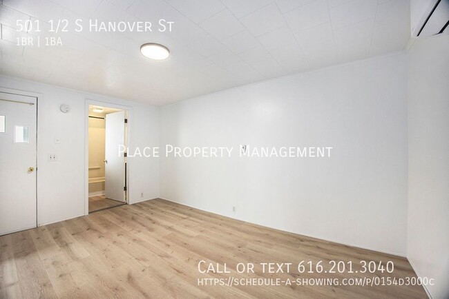 Building Photo - 501 1/2 S Hanover St - Cozy 1 Bed Apartment