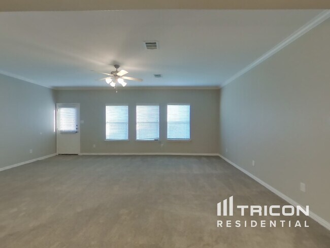 Foto del edificio - 5208 Dauntless Dr