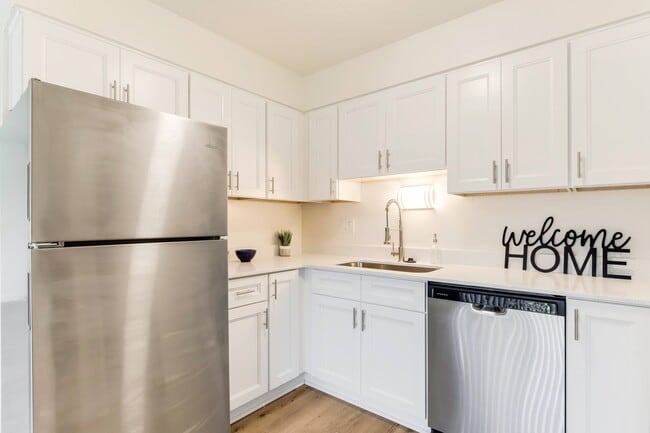 Building Photo - West Royal Apartments