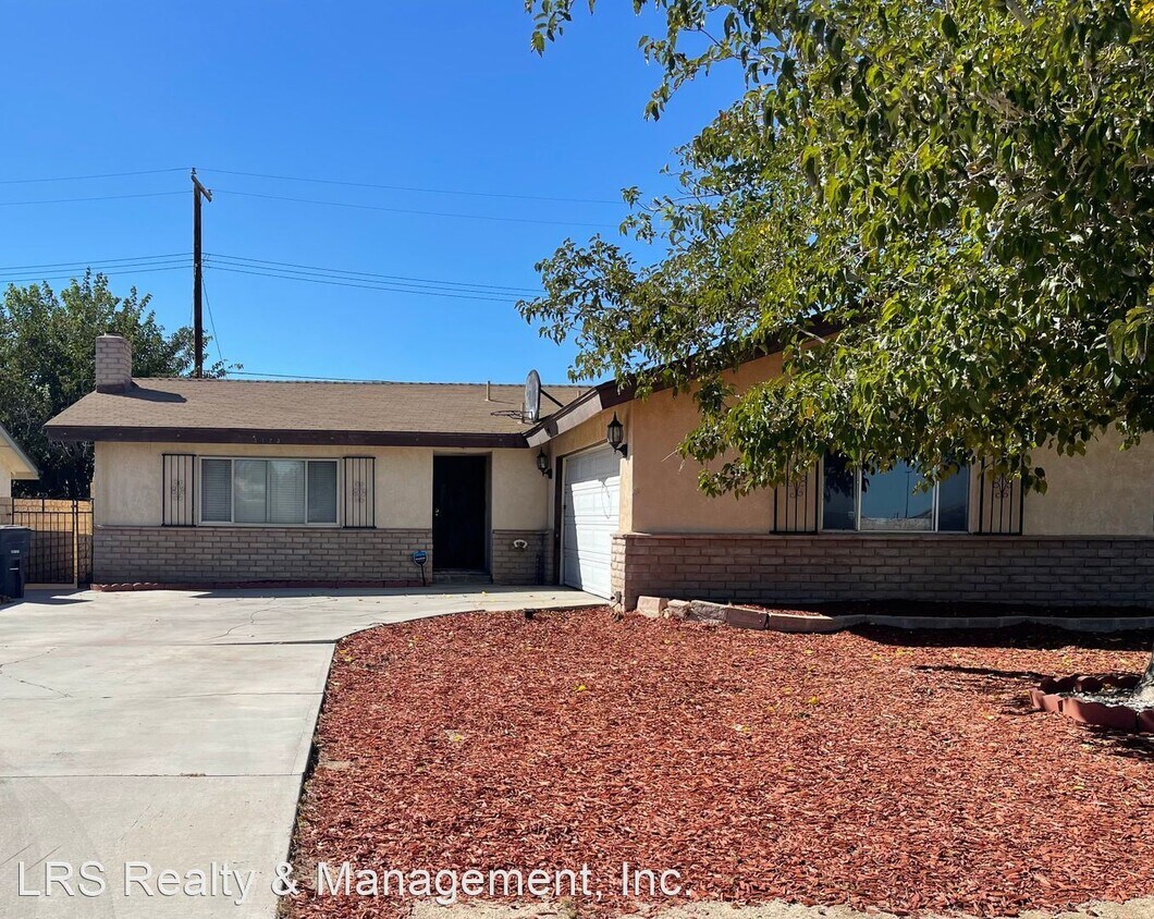 3 br, 2 bath House 3123 Glendower St House Rental in Rosamond, CA