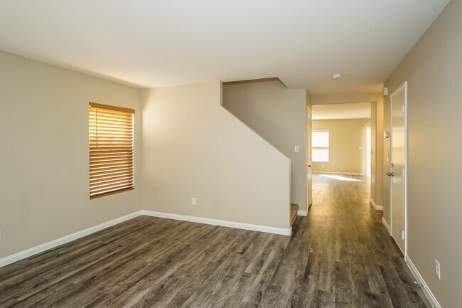 Building Photo - 6329 W Haleh Ave