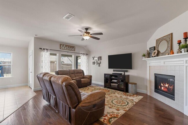 Foto del edificio - 1813 Ranch Trail Rd