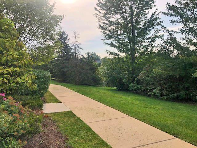 Foto del edificio - 3376 Endsleigh Ln