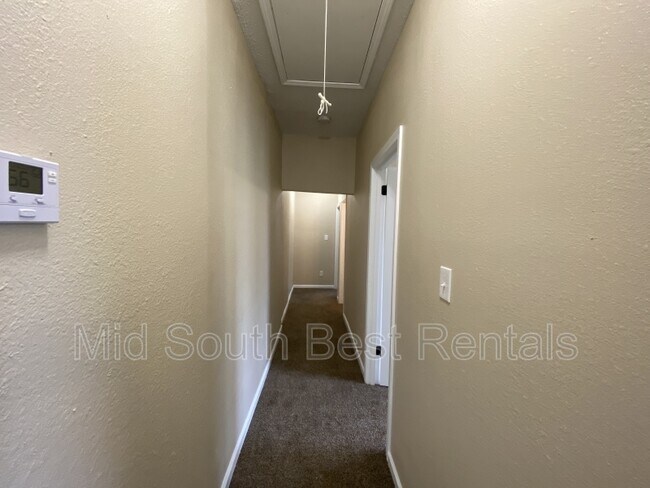 Foto del edificio - 2208 Rock St