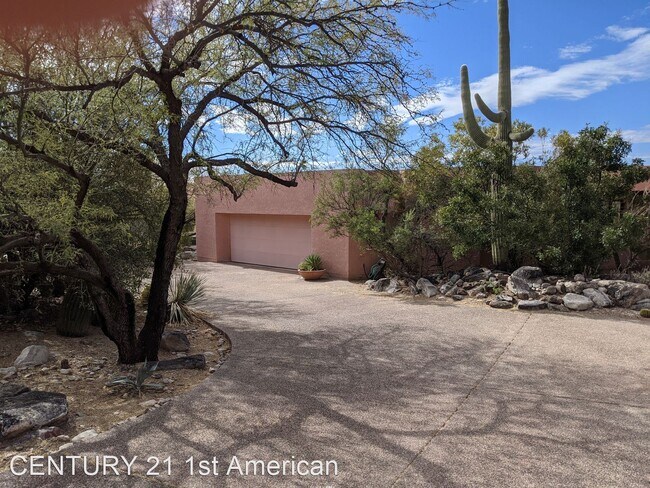 Building Photo - 2 br, 3 bath House - 5556 E Circulo Terra