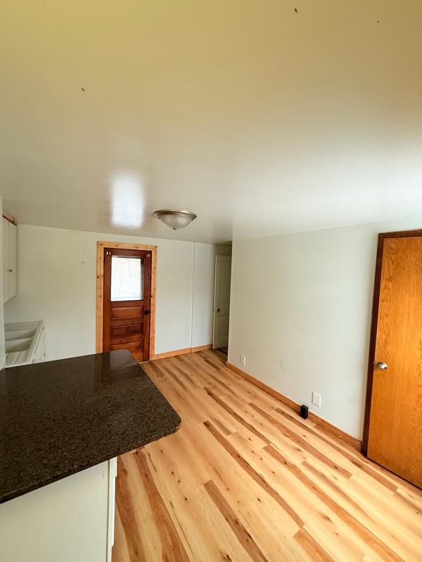 Building Photo - 422 N 12th St