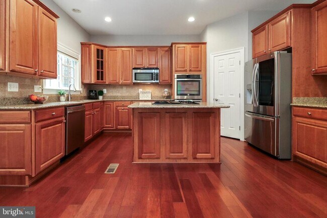 Building Photo - 4396 Patriot Park Ct