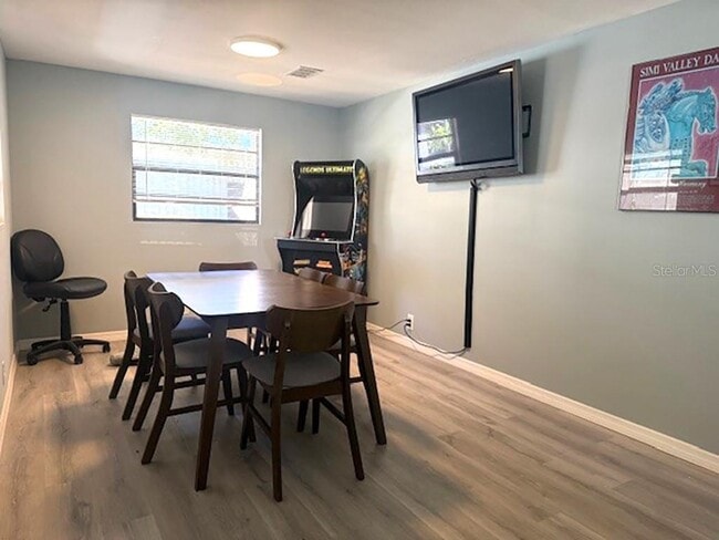 Foto del edificio - 14455 Starboard Ln
