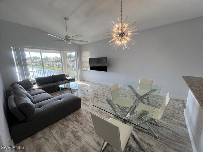 Building Photo - 6215 Wilshire Pines Cir