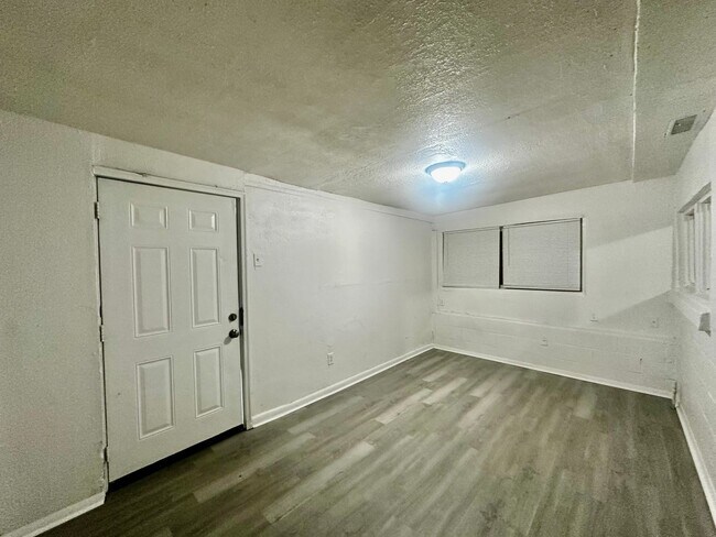 Foto del edificio - Move-In Ready Gem Near Downtown Orlando!