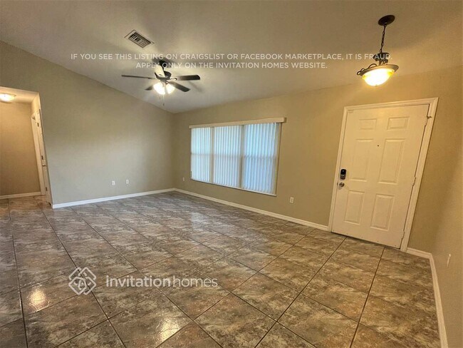 Foto del edificio - 616 SE 27th St