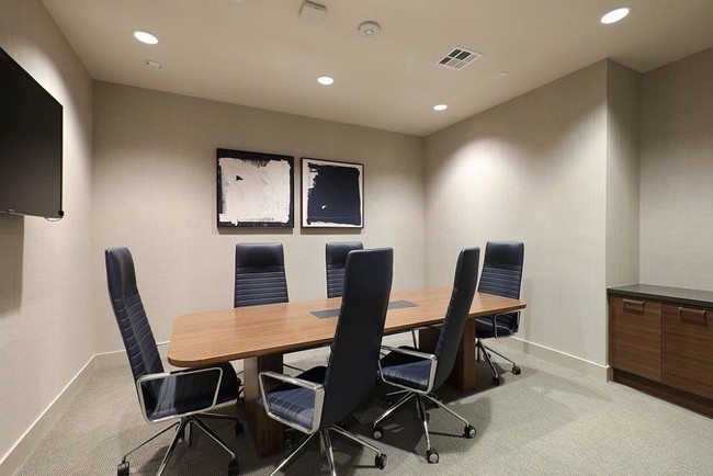 Professional Space - Eleven 10