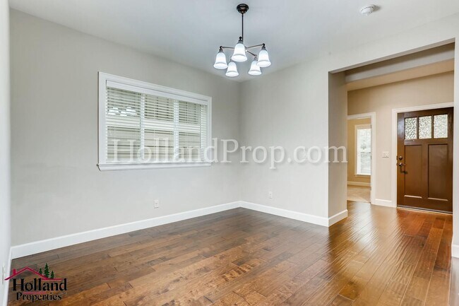 Foto del edificio - 16979 NW Reuben Ln