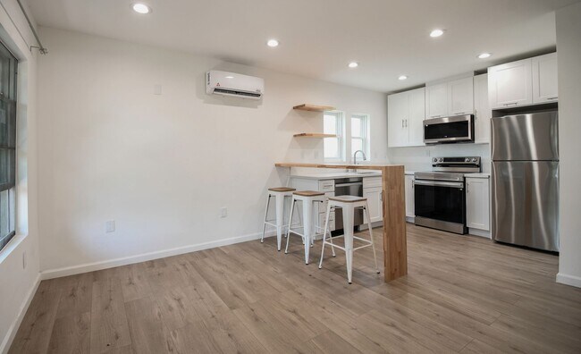 Foto del edificio - 447/449 South Grand St.