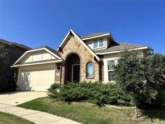 Building Photo - 900 Greenhurst Cir