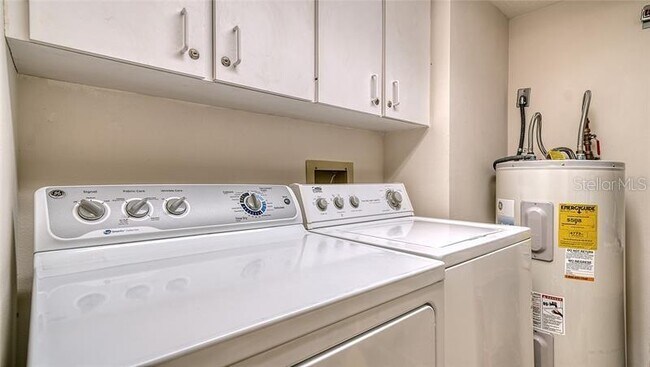 Building Photo - 5655 Sheffield Greene Cir