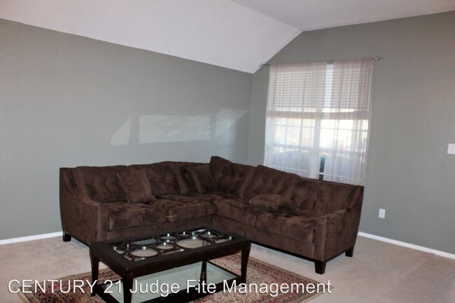 Foto del edificio - 13 Watergrove Ct