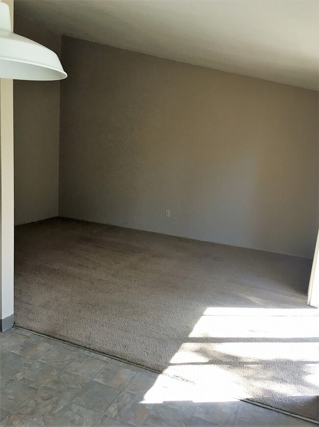 Interior Photo - Vista Pointe Apartments in South Salem Oregon Comfortable Living Near Shopping and I5