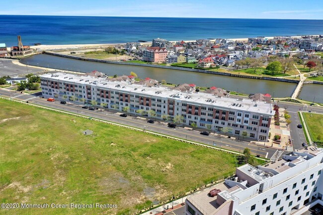 Building Photo - 300 Cookman Ave