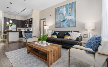 Building Photo - Riverhouse Apartments