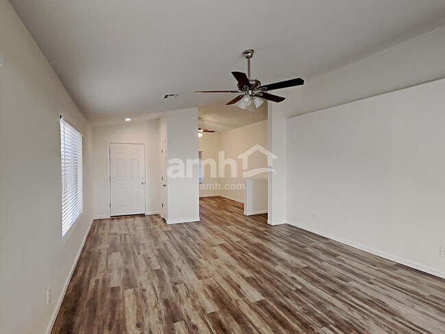 Foto del edificio - 2497 W Bartlett Way