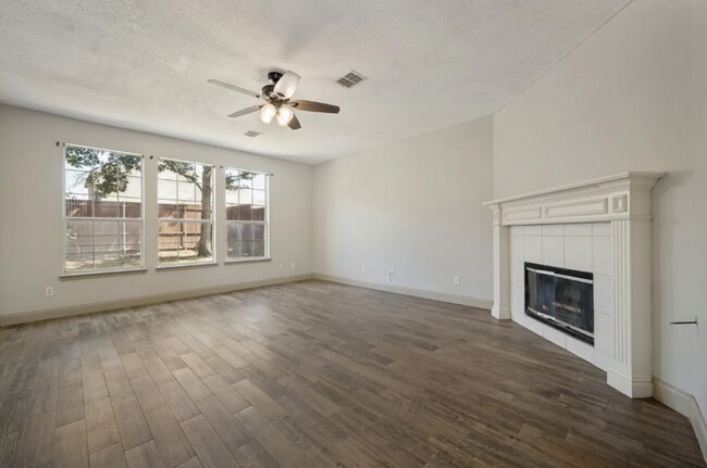 Foto del edificio - 2308 Acorn Bend