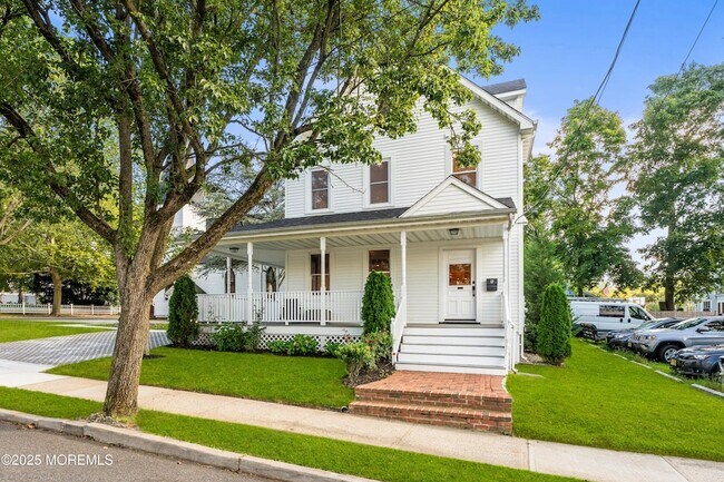 Building Photo - 73 3rd Ave