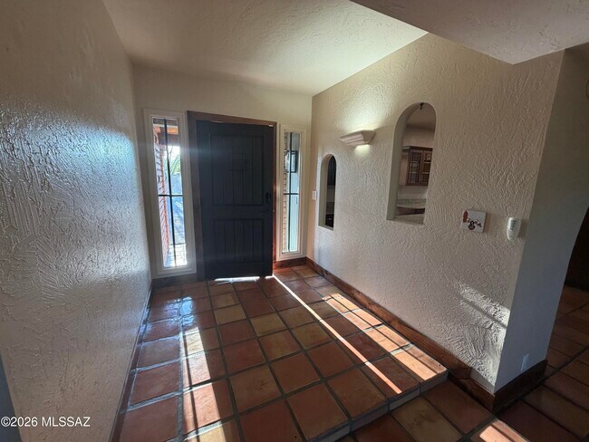 Foto del edificio - 3800 N Tanuri Dr
