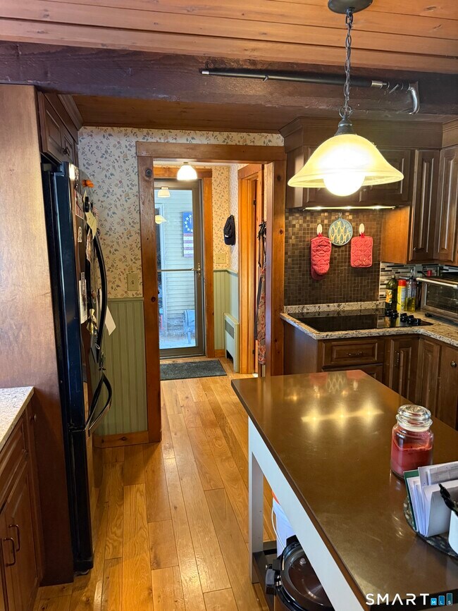 Foto del edificio - 125 Whittington Ave