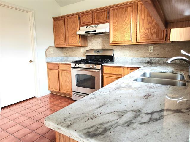 Building Photo - 4346 Briar Hill Dr