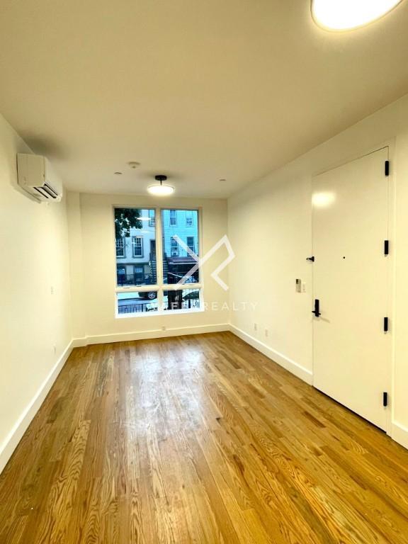 Primary Photo - 1 bedroom in BROOKLYN NY 11207