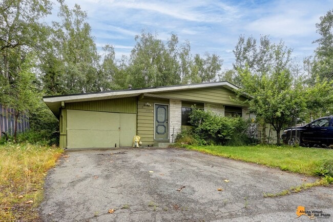 Building Photo - 3992 Baxter Rd