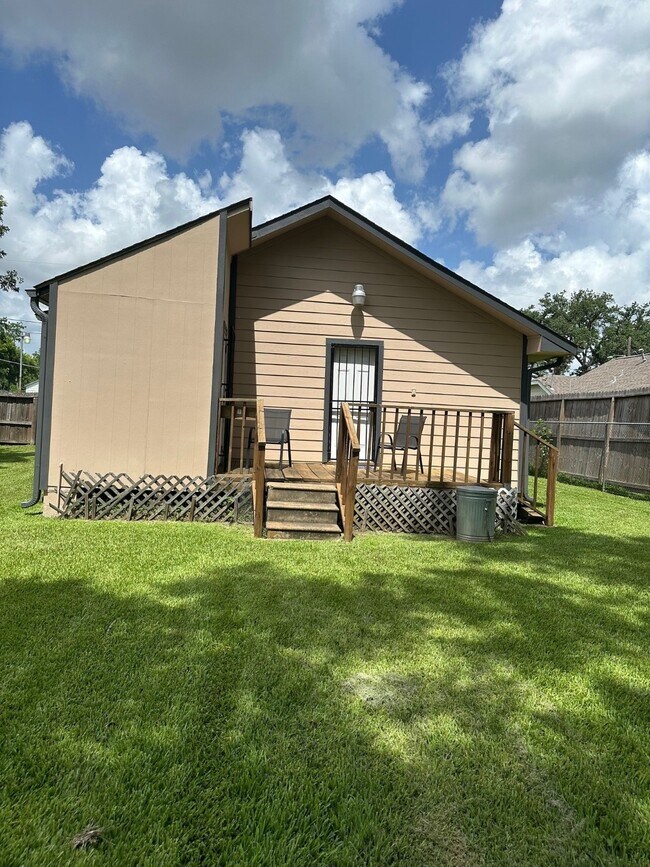 Foto del edificio - 3914 Kashmere St
