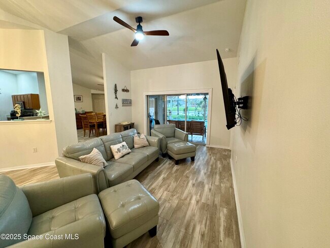 Building Photo - 1245 Ambra Dr