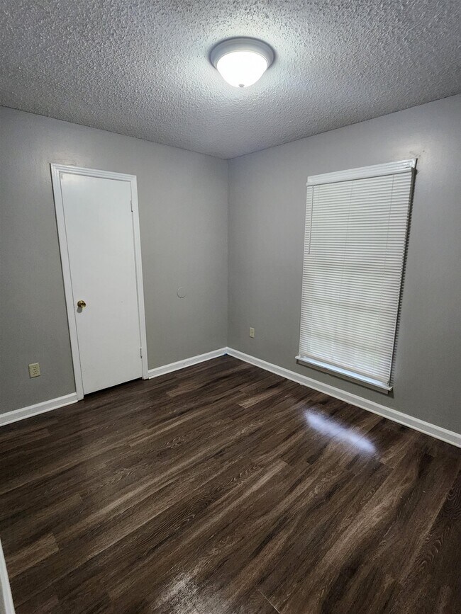 Foto del edificio - 4573 Appleville St