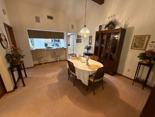 Foto del edificio - 117 Golfview Dr