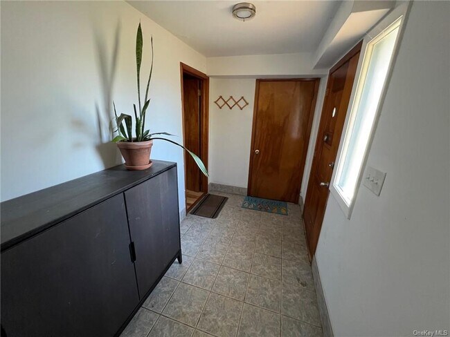 Foto del edificio - 18 Winthrop Ave