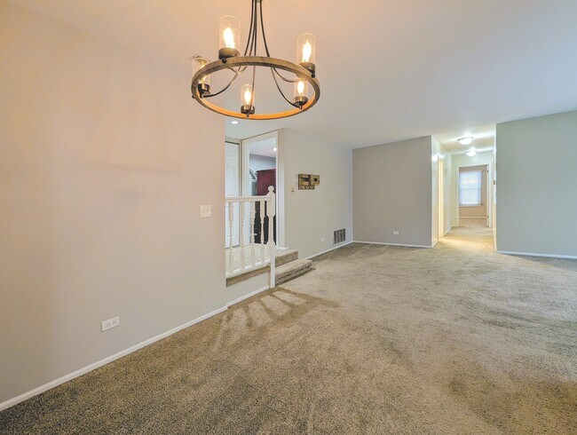 Foto del edificio - 223 Coventry Cir