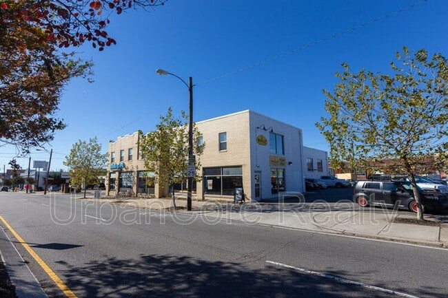 Photo - 1400 N Arthur Ashe Blvd Apartment