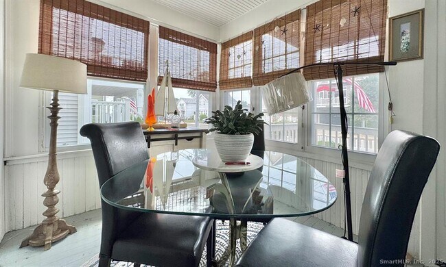 Foto del edificio - 35 Coolridge Rd