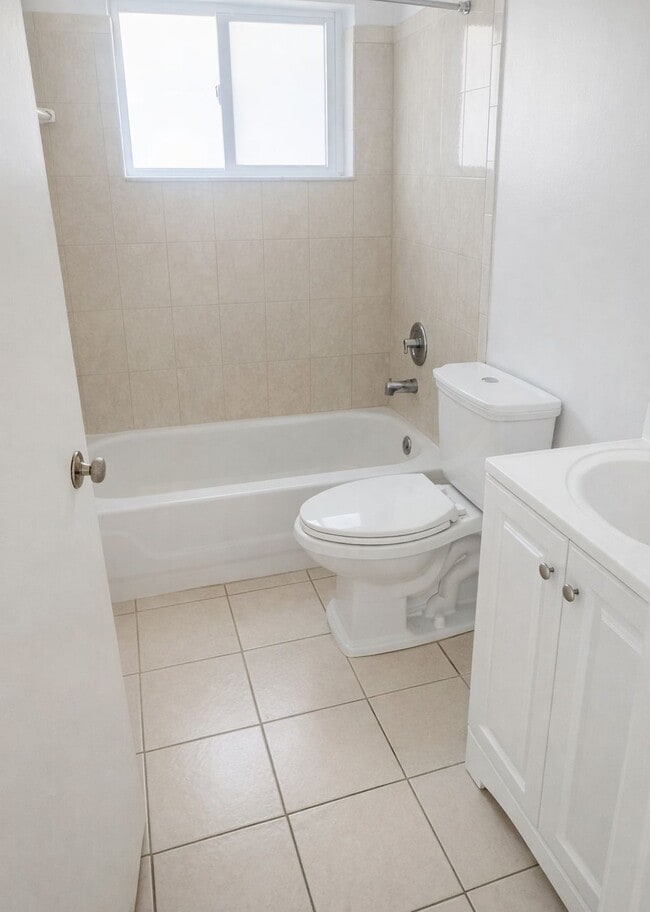 Photo - 17050 NW 55 Ave Apartment