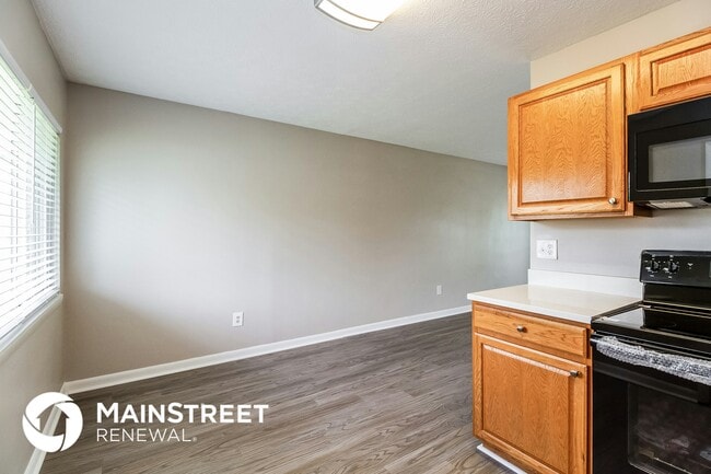 Building Photo - 2767 Bardwell Rd
