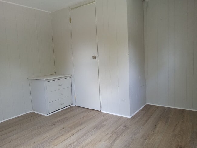 Foto del edificio - Updated Home in Laurel Lakes NJ FOR RENT $...