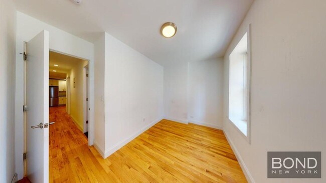 Foto del edificio - 1435 First Avenue