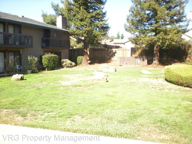 Building Photo - 2 br, 2 bath House - 3033 Estepa Drive Unit C
