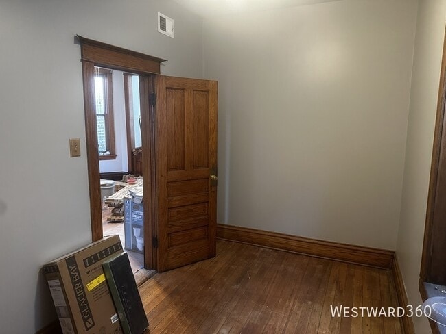 Foto del edificio - 1333 N Campbell Ave