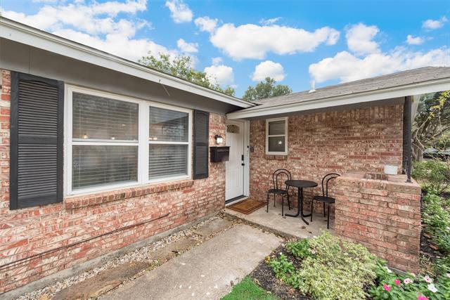 Foto del edificio - 1100 Billie Ruth Ln