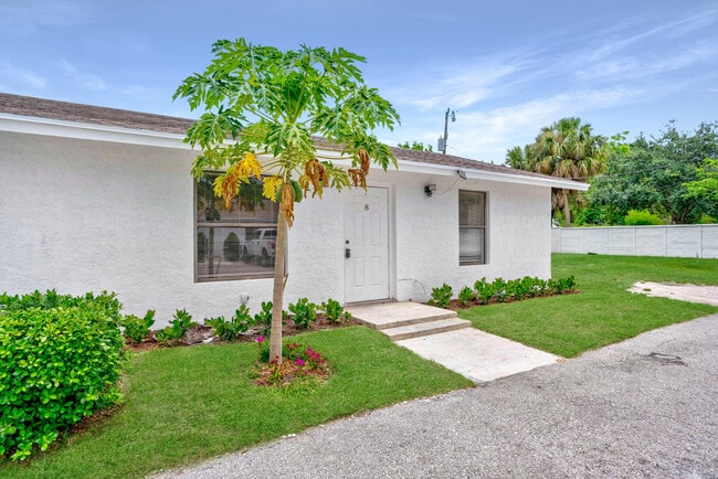 Building Photo - 6567 Jupiter Gardens Blvd