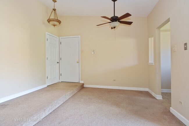 Building Photo - 5225 James Ln