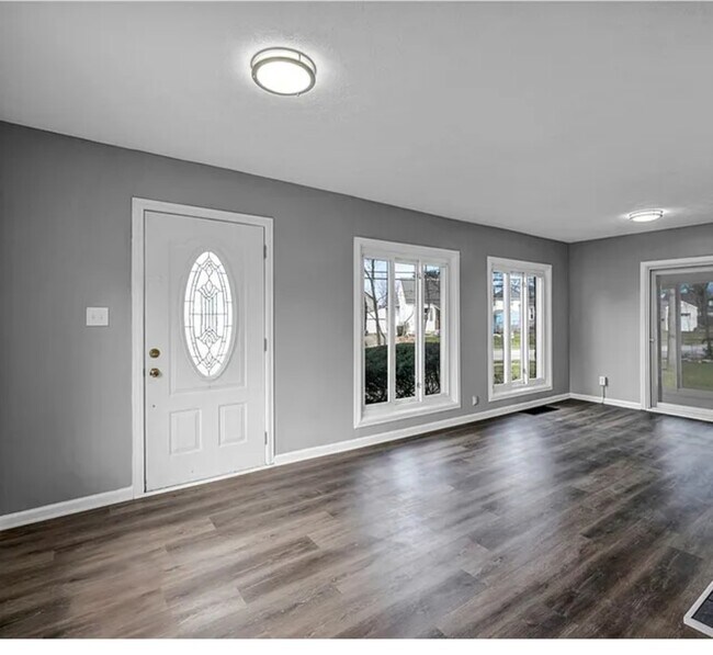 Foto del edificio - 204 Grove Ave